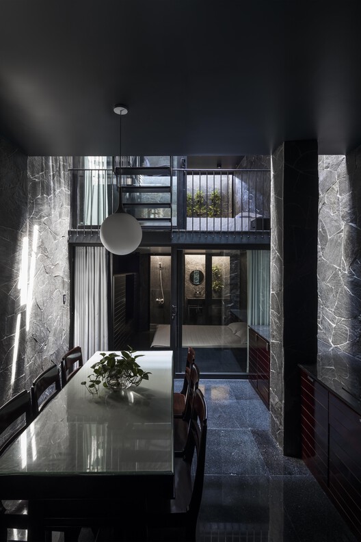 99 Ссудный дом Mai Thuc / Cong Sinh Architects — Фотография интерьера