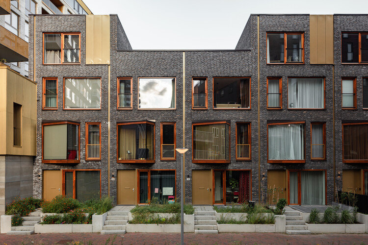 Район Эдем / Arons & Gelauff Architecten - Фотография экстерьера, окна, фасад