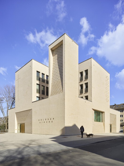 Церковь Кёльн-Вайденпеш / harris + kurrle Architekten BDA - Фотография экстерьера, окна, фасад
