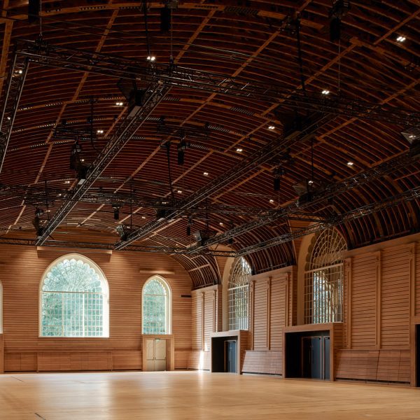 Feilden Clegg Bradley Studios ремонтирует исторические площадки Brighton Dome