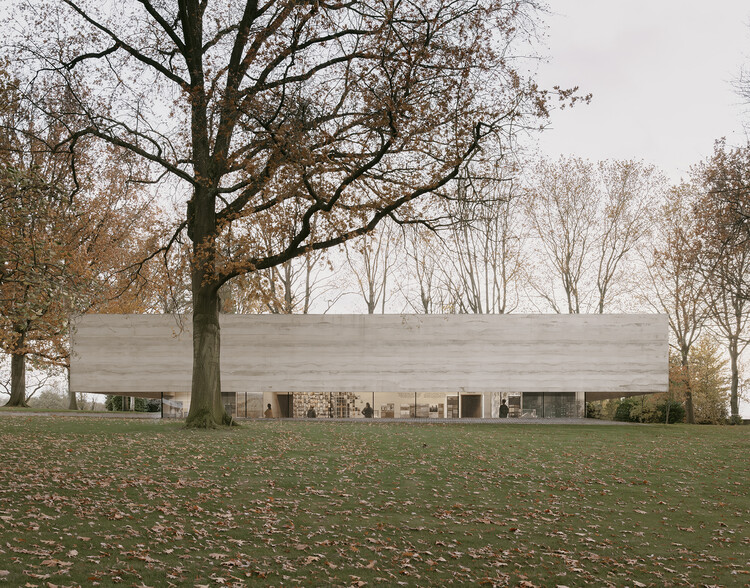 Центр для посетителей Американского кладбища Нидерландов / KAAN Architecten - Фотография экстерьера