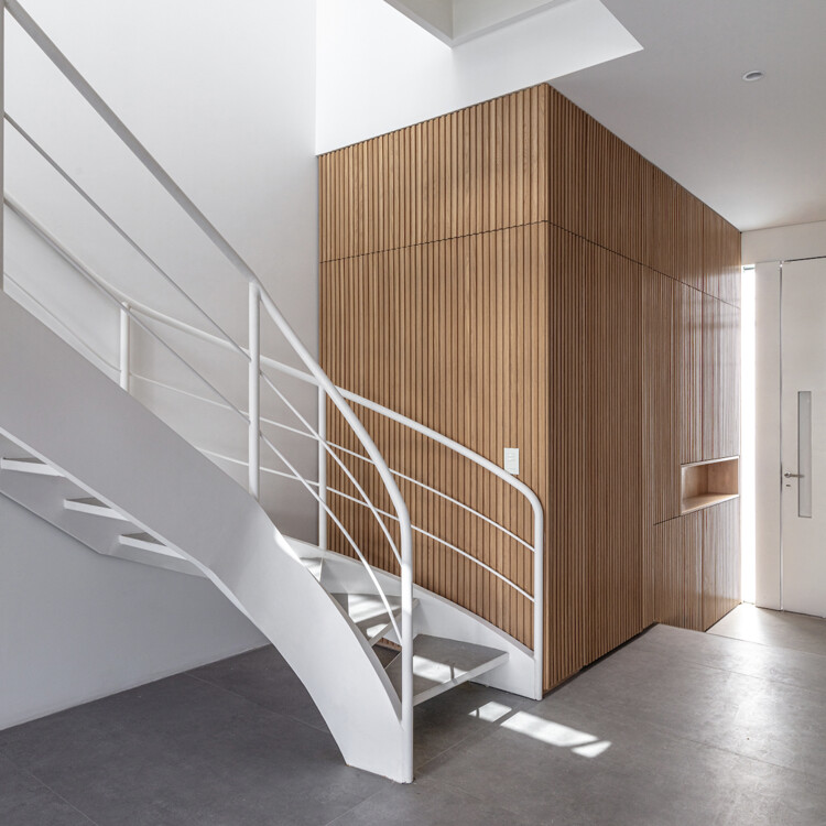 Vivienda DISA / Tomas Mielnikowicz - Фотография интерьера, лестницы, перила