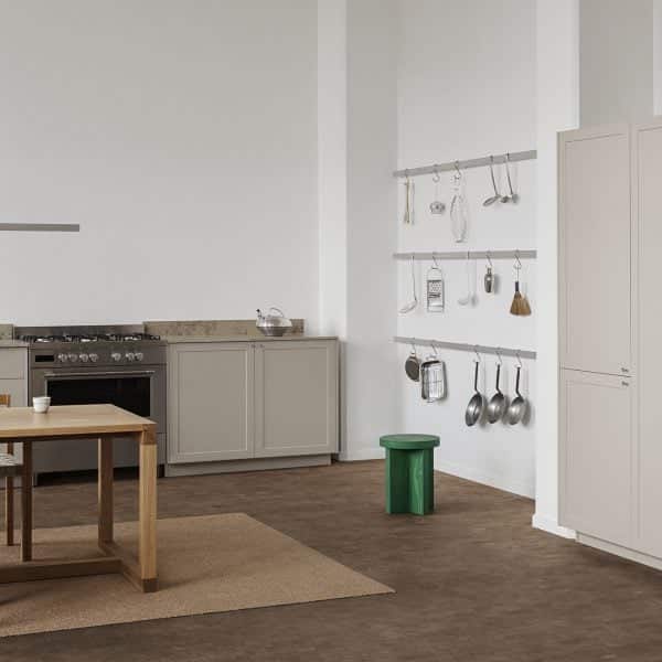10 самых популярных товаров 2023 года по версии Dezeen Showroom