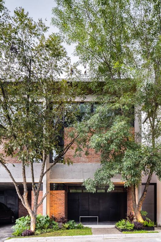 La Noria II House / Garza Camisay Arquitectos - внешняя фотография, окна, фасад