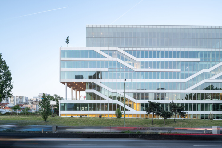 Wonder Building / Coldefy — фотография экстерьера, окна