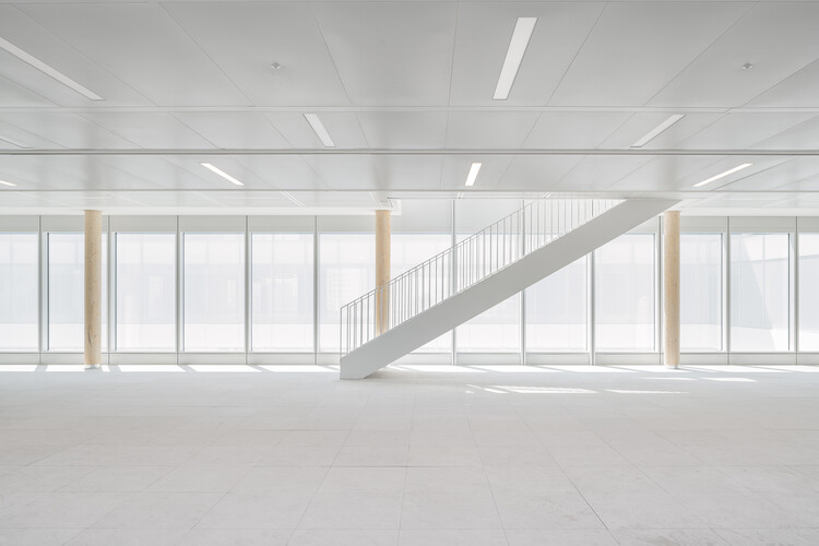 Wonder Building / Coldefy - Фотография интерьера, лестницы, колонны