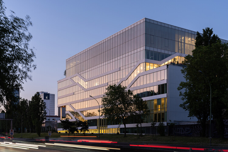 Wonder Building / Coldefy — фотография экстерьера, фасада, окон