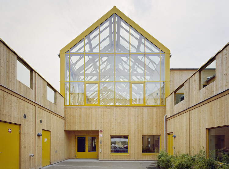 The Gardens Care Home / Marge Arkitekter - Экстерьерная фотография, окна, фасад