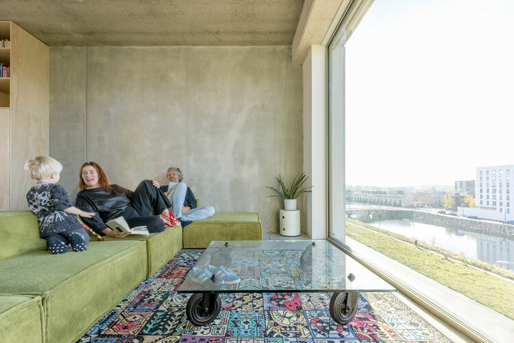 wij_land Housing / Space&Matter - Фотография интерьера, спальня, диван