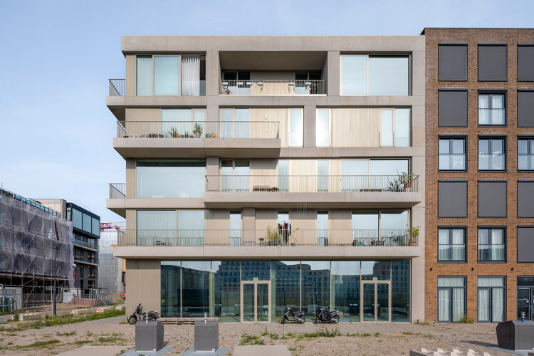 wij_land Housing / Space&Matter - Фотография экстерьера, окна, фасад