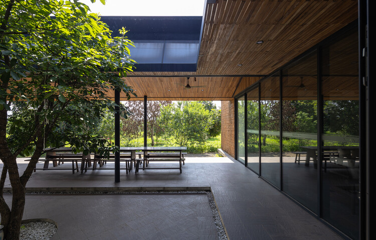 Фермерский дом Донг Мо / Idee Architects - Фотография интерьера