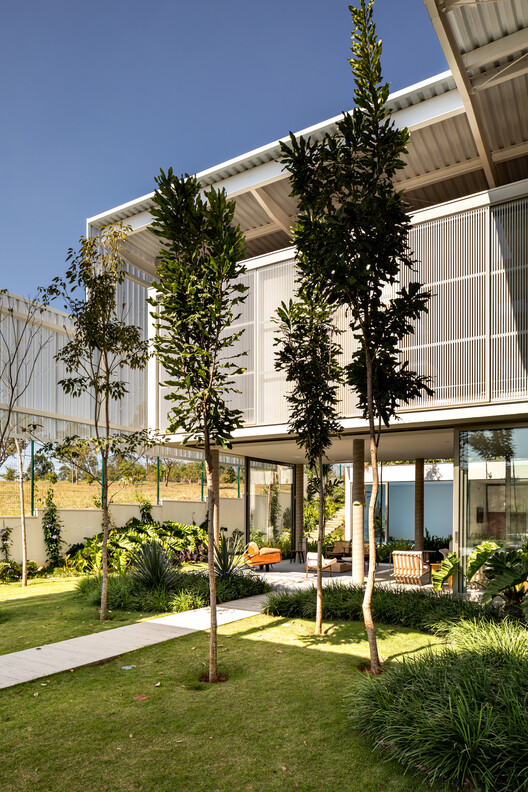 Casa Brisa / FGMF - Фотография экстерьера, окна, фасад, сад, двор