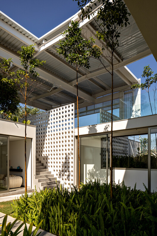 Casa Brisa / FGMF - Экстерьерная фотография, освещение, фасад