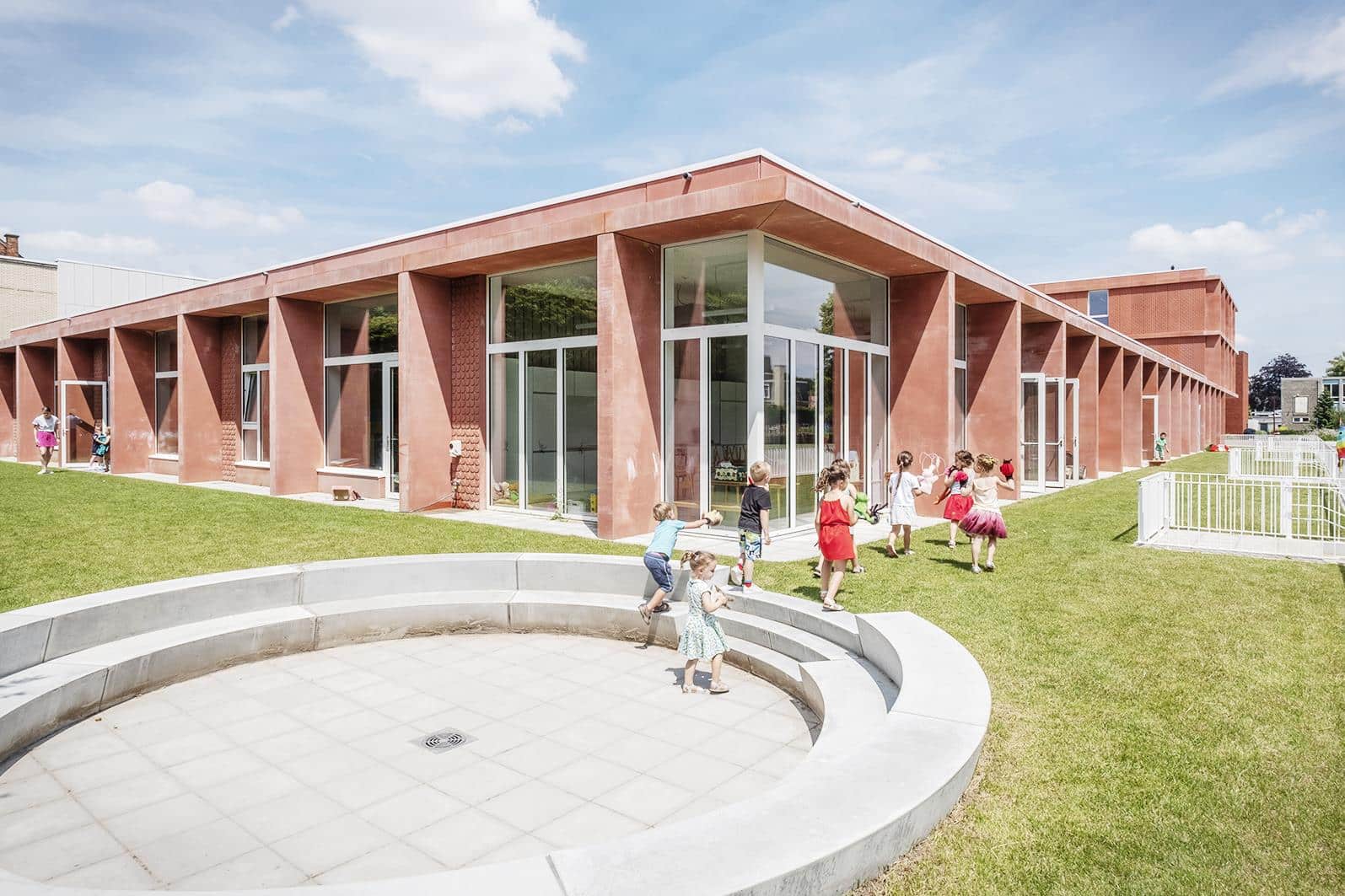 Детский сад и музыкальная академия Яна Франса Виллемса / STAUT Architecten + Perifer
