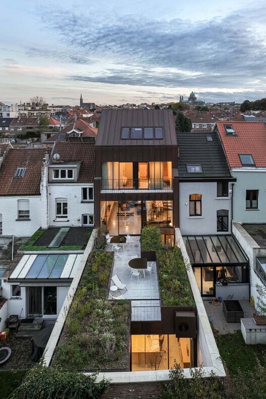 BV House / Bruno Vanbesien - Фотография экстерьера, окна, фасад