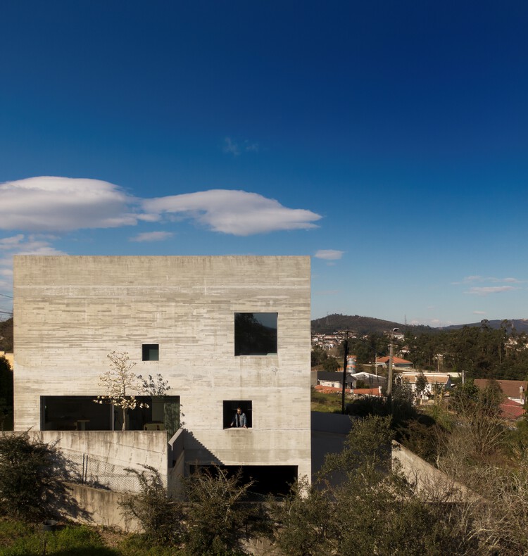 SV House / Spaceworkers - Экстерьерная фотография, Окна
