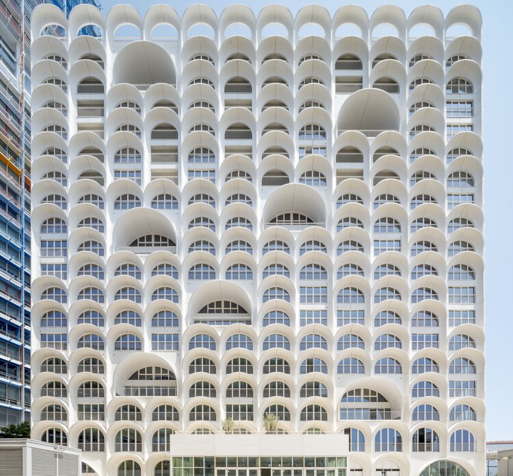 La Porte Bleue / PietriArchitectes - Фасад, Окна, Арка, Аркада
