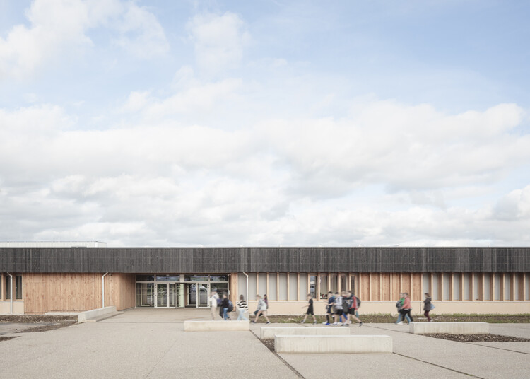 Колледж Орлинд Бретену / Дитрих |  Untertrifaller + phBa Architects - Фотография экстерьера