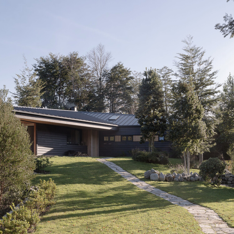 Apfel House / Hebra Arquitectos - Фотография экстерьера, фасада, сада