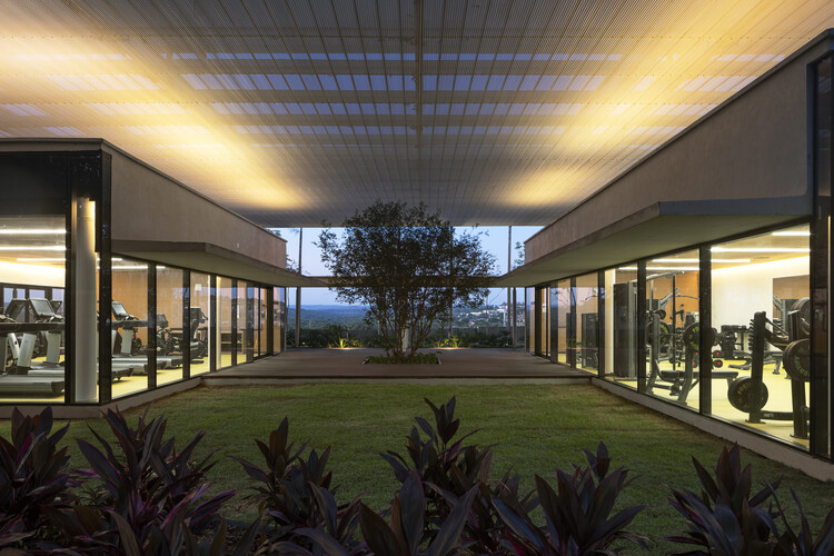 Фитнес-центр / Capote Marcondes Longo Arquitetura e Urbanismo - Фотография интерьера, фасада