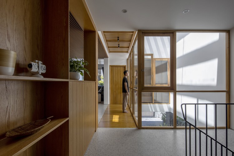 TT House / PsA Architecture - Фотография интерьера, двери