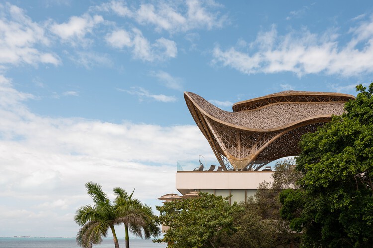 Bamboo Temple Hotel / Arquitectura Mixta – Фотографии экстерьера
