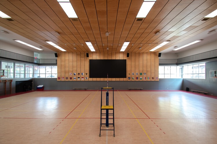 Colegio Suizo Gymnasium / Lambiasi + Westenunk Arquitectos + Eliash Arquitectos + Марсела Шмаук - Фотография интерьера, кухни