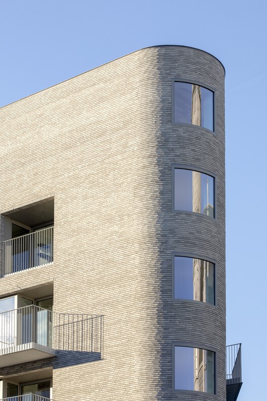 Cockerill Apartments / Olivier Fourneau Architects - Экстерьерная фотография, фасад, окна