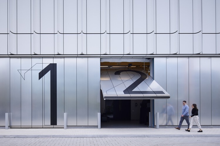 Национальный центр транспортных систем Джона А. Вольпе / Skidmore, Owings & Merrill - Фотография интерьера, кухни, фасада