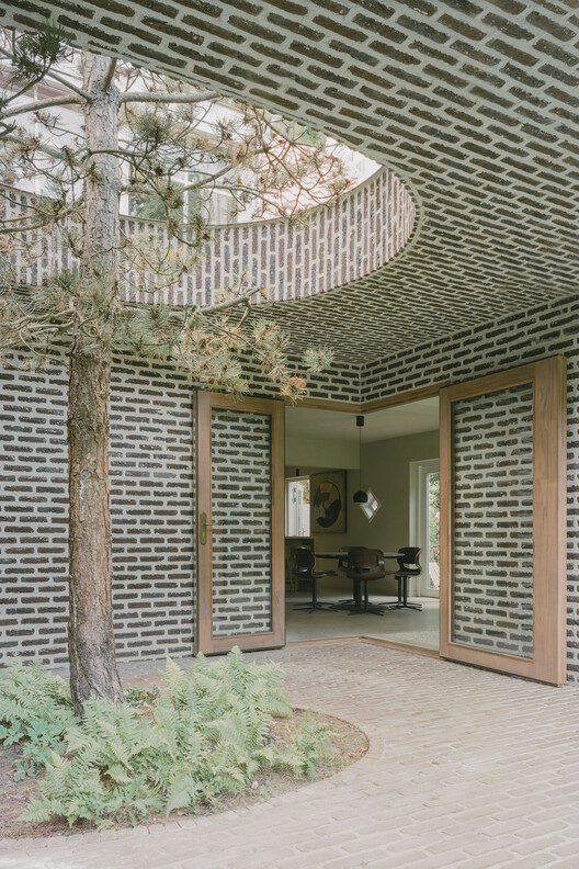 BD House / Space Encounters + Studio Vincent Architecture - Фотография интерьера, кирпич, фасад