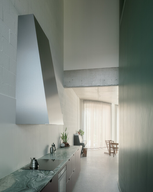 Дом Синт-Бенедикта / Poot Archituur - Фотография интерьера, Раковина, Столешница