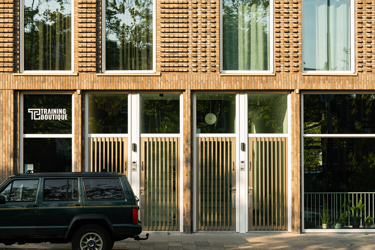 Groenmarkt Housing / Ronald Janssen Architecten + Bastiaan Jongerius Architecten + Buro Harro - Фотография экстерьера, окна, фасад
