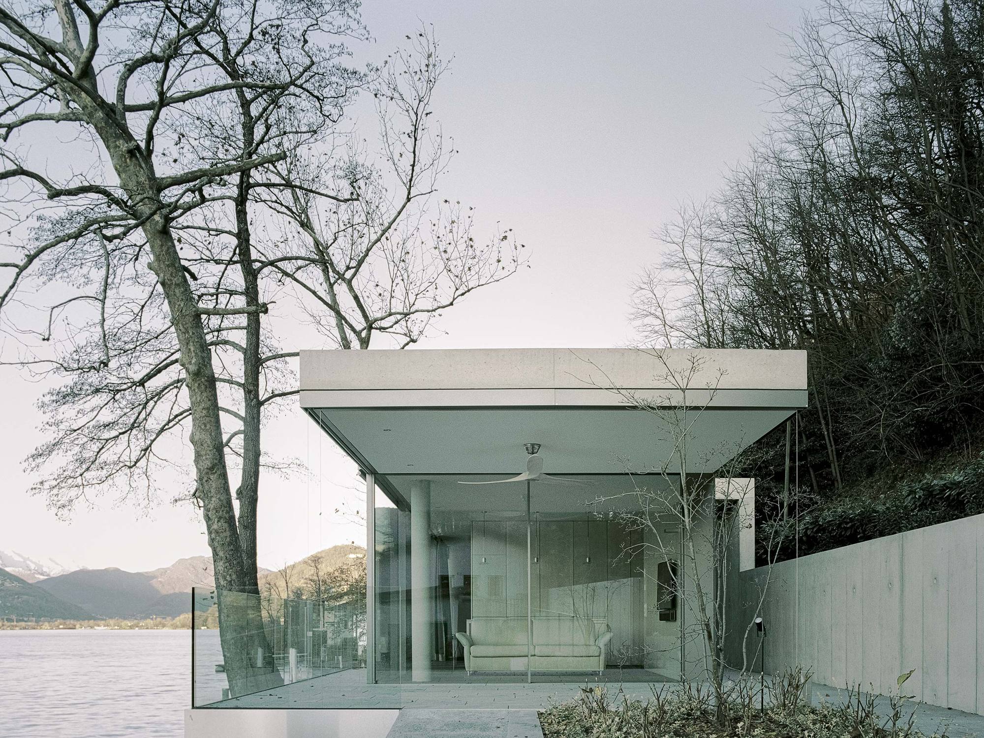 Реконструкция дачного дома / Architetto Раффаэле Каммарата
