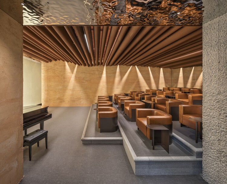 HongT Lounge / ЧЕРТЕЖНЫЕ РАБОТЫ - Фотография интерьера, гостиная, балка