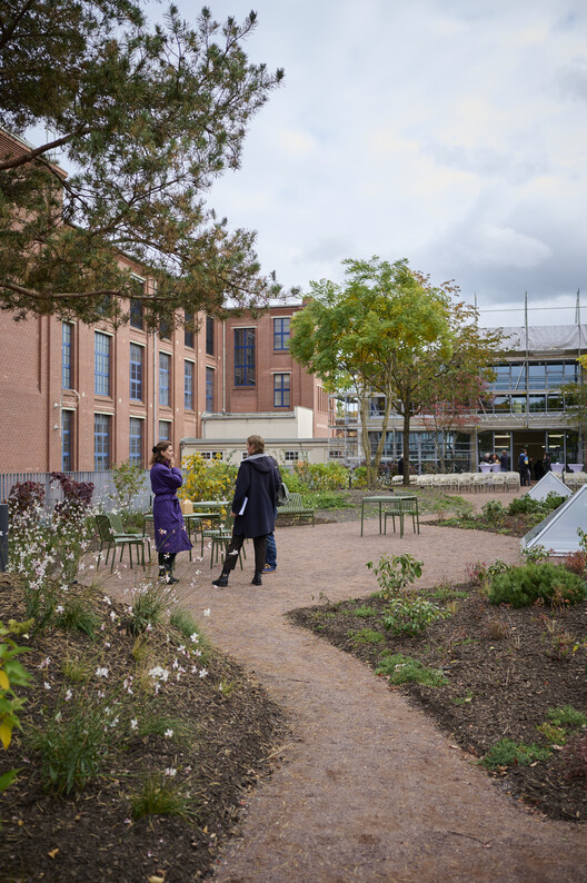 Wirkbau Chemnitz Garden Roof Garden / Meyer-Grohbrügge - Фотография Экстерьера, Окна, Сад