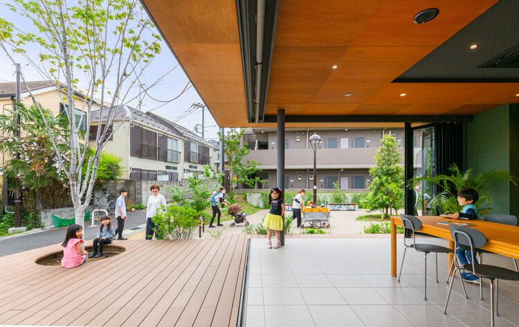 SDJ Nursery / HIBINOSEKKEI + Youji no Shiro - Фотография интерьера, стул