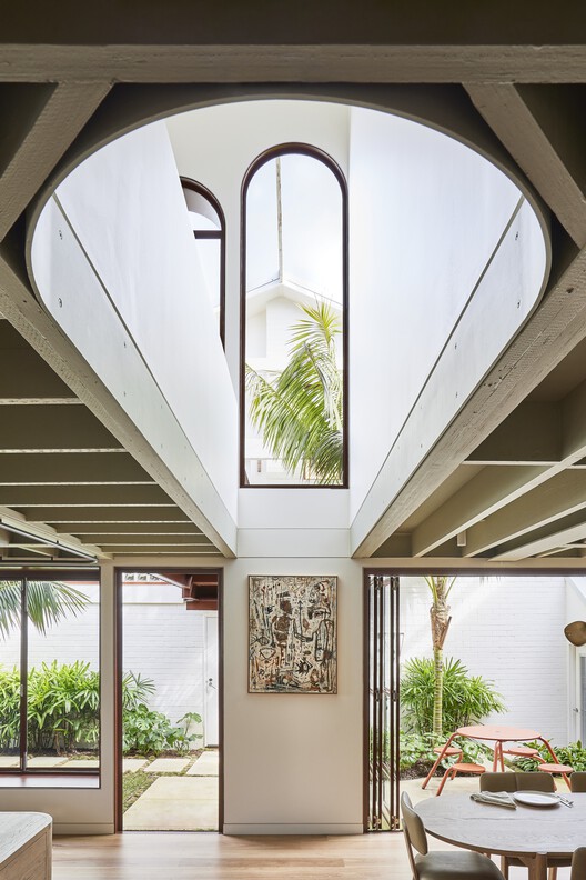 Дом Россо Верде / Carter Williamson Architects - Фотография интерьера, окна, балка