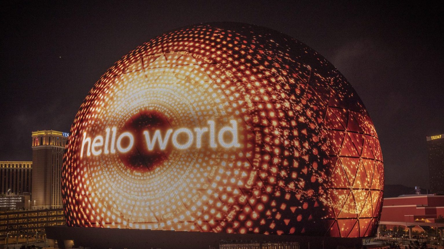 Dezeen подробно анализирует спорное предложение MSG London Sphere
