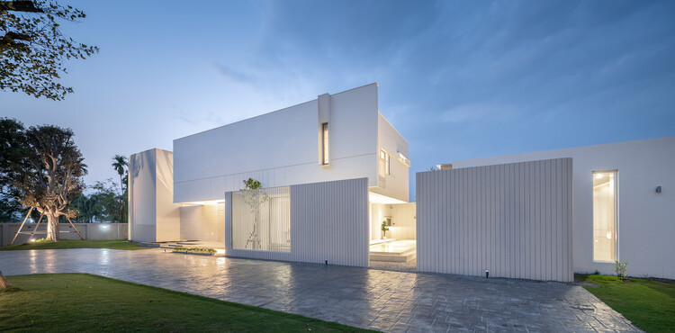 PB House / D Compose Architect – Экстерьерная фотография, фасад