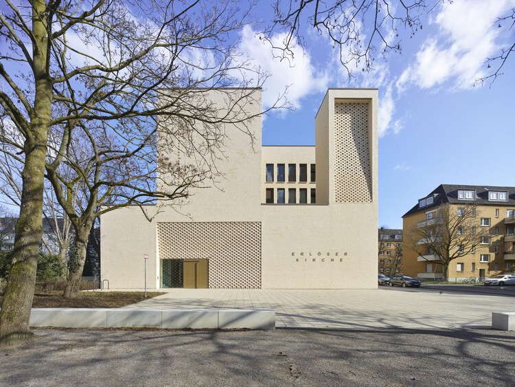 Церковь Кёльн-Вайденпеш / harris + kurrle Architekten BDA - Фотография экстерьера, окна, фасад