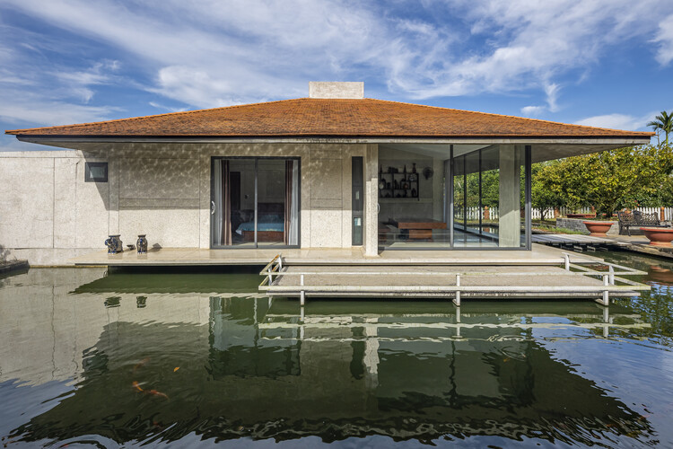 Retreat Villa V / Time Architects — фотография экстерьера, окна, фасад