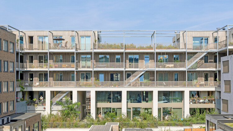 wij_land Housing / Space&Matter - Фотография экстерьера, фасад, окна
