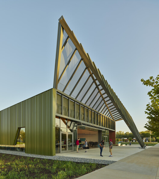 Школа Thaden / Marlon Blackwell Architects - Фотография экстерьера, фасад