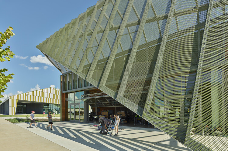 Школа Thaden / Marlon Blackwell Architects - Фотография экстерьера, фасад