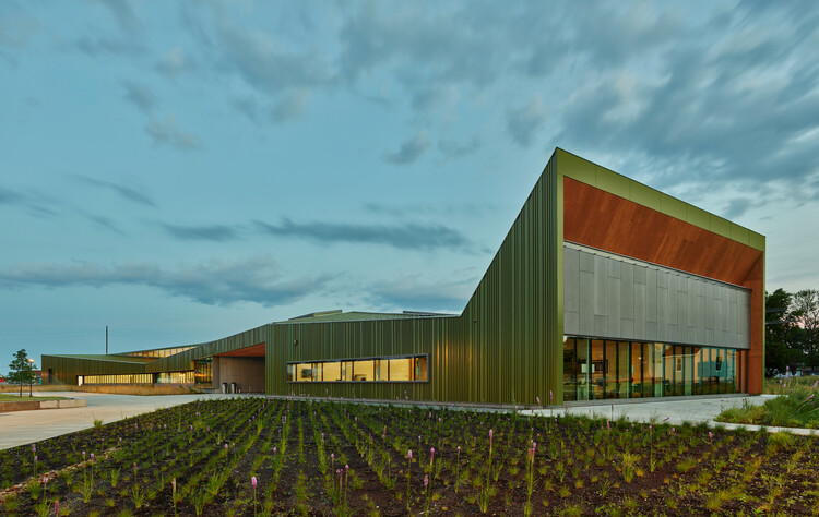 Школа Thaden / Marlon Blackwell Architects — Фотография экстерьера