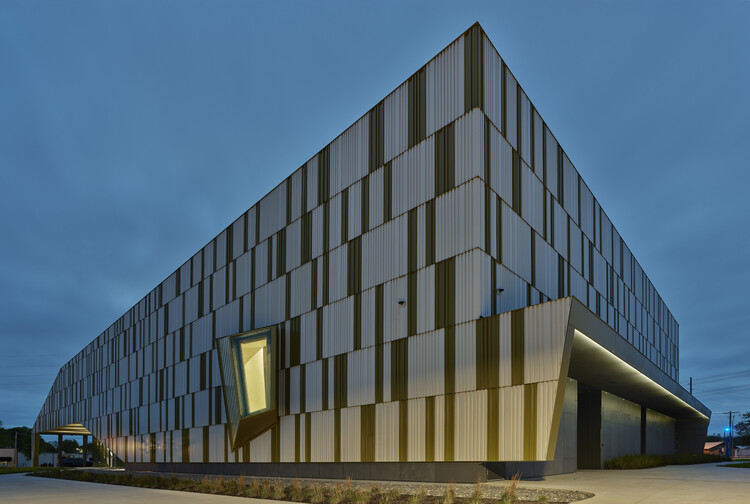 Школа Thaden / Marlon Blackwell Architects - Фотография экстерьера, фасад