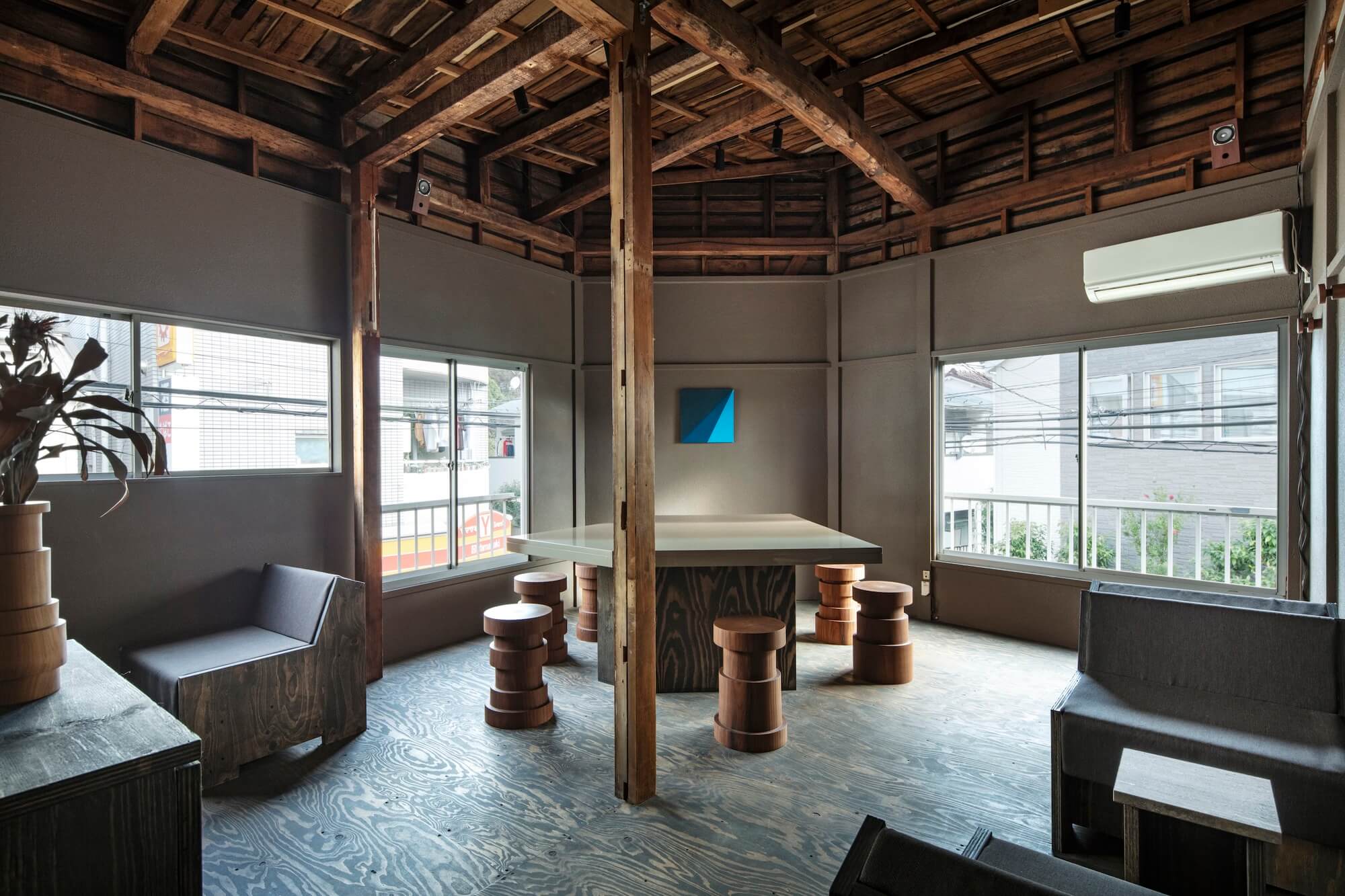 Зажгите кофе / Spicy Architects