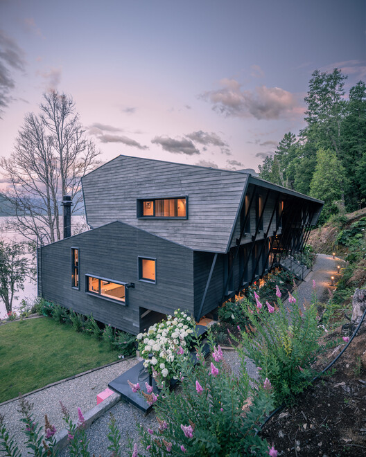 Дом Намонкауэ / Швембер Гарсиа-Уидобро Arquitectos - Фотография экстерьера