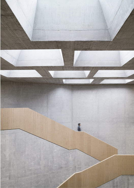 Ратуша Ремхингена / Steimle Architekten - Фотография интерьера, лестницы