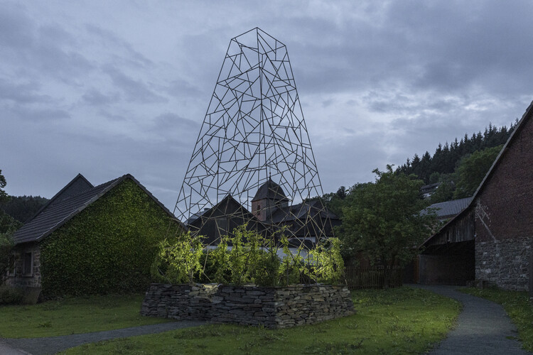 Башня Единства / Christoph Hesse Architects - Экстерьерная фотография